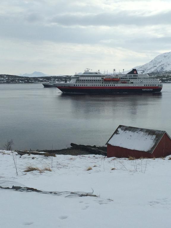 Bustad Larseng Bagian luar foto
